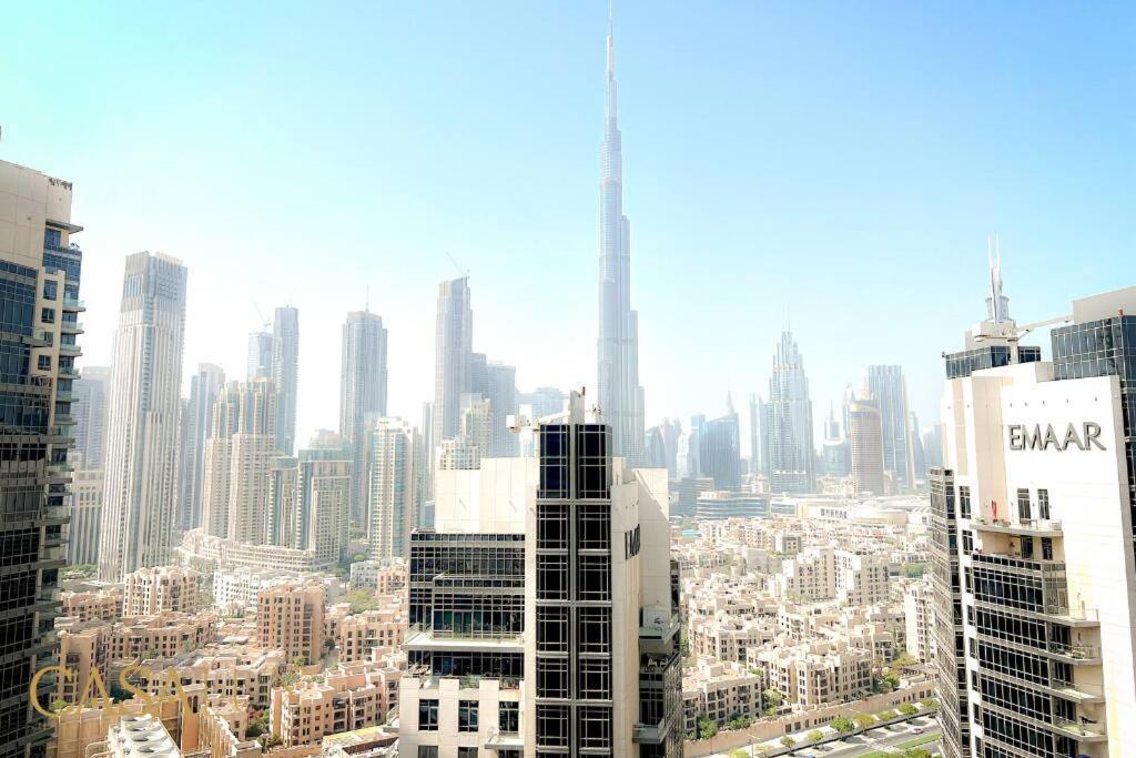 Lovely Big Studio W/ Burj Khalifa View In Downtown Dubai Exterior photo